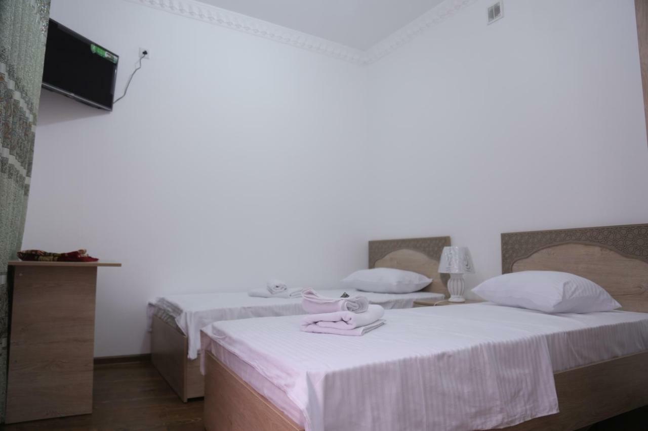 Anis-Pari Hotel Buchara Buitenkant foto