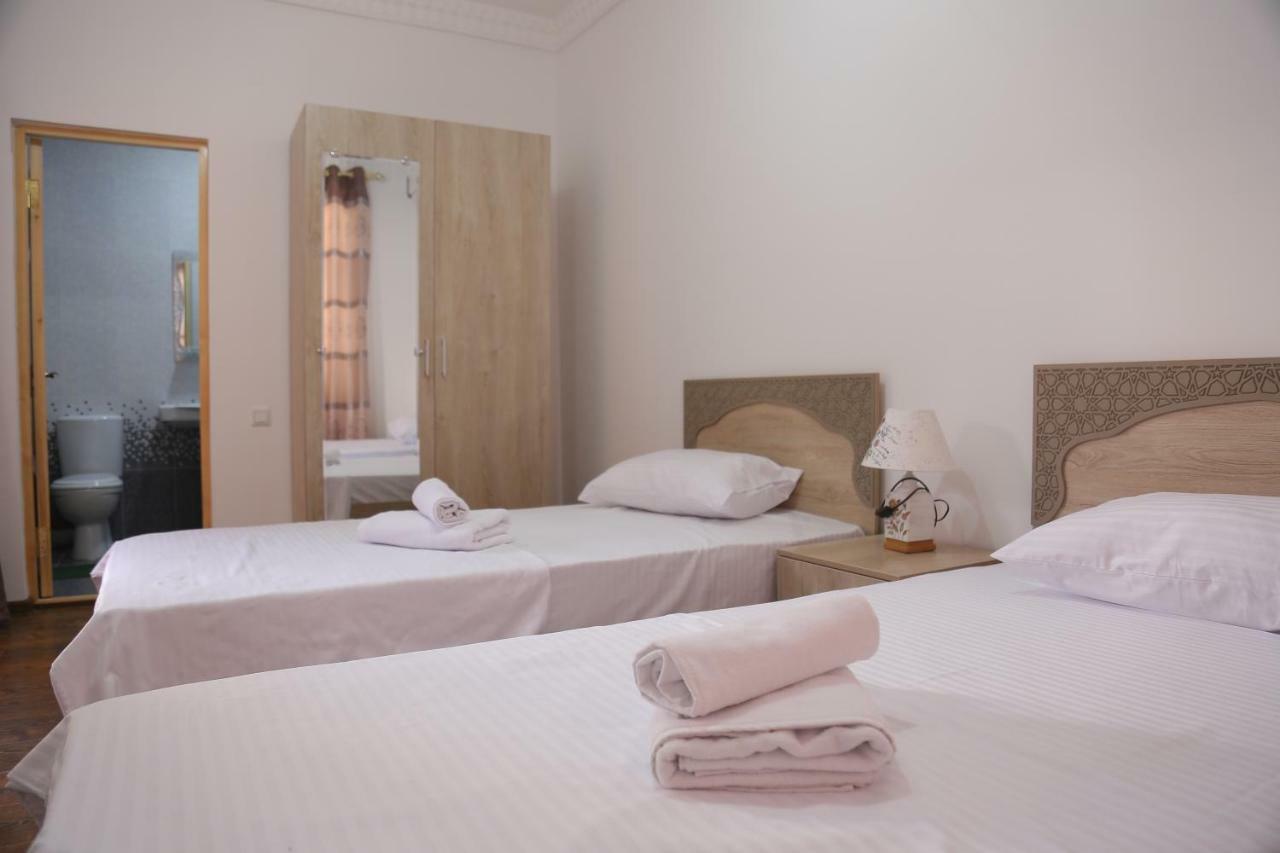 Anis-Pari Hotel Buchara Buitenkant foto