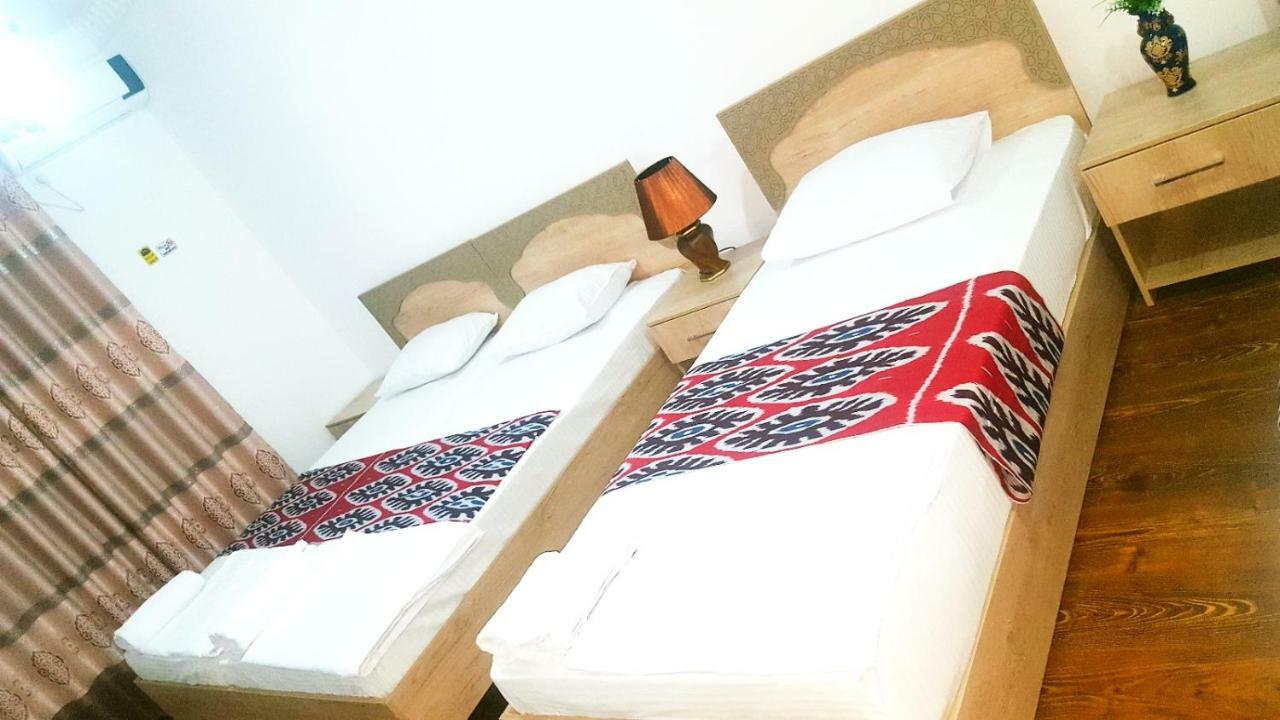 Anis-Pari Hotel Buchara Buitenkant foto