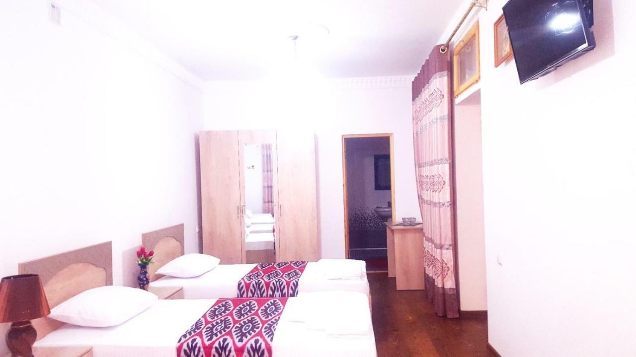Anis-Pari Hotel Buchara Buitenkant foto